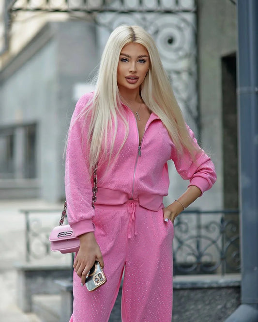 Taşlı Eşofman Takım – Işıltı ve Konforun Mükemmel Uyumu