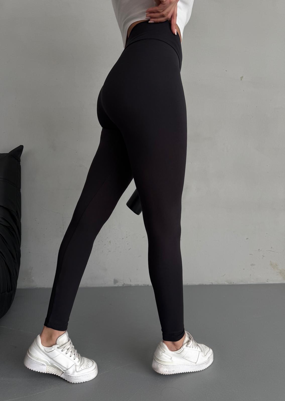 Siyah Yüksek Bel Tayt – Kendini Her Adımda Güçlü Hisset