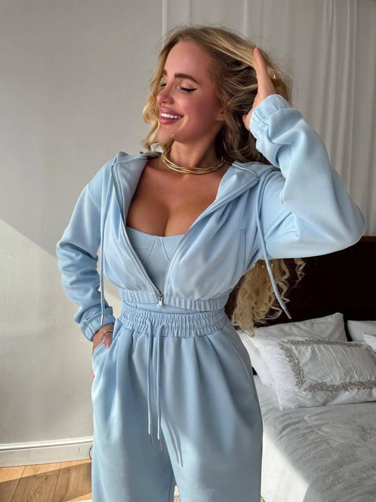 Üçlü Üç İplik Eşofman Takımı – Premium Konfor & Modern Tasarım